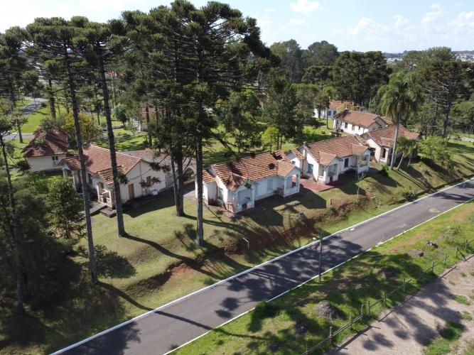 Governador e secretário da Saúde visitam Hospital de Dermatologia Sanitária do Paraná