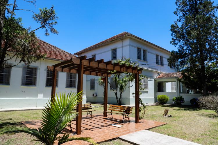 Governador e secretário da Saúde visitam Hospital de Dermatologia Sanitária do Paraná